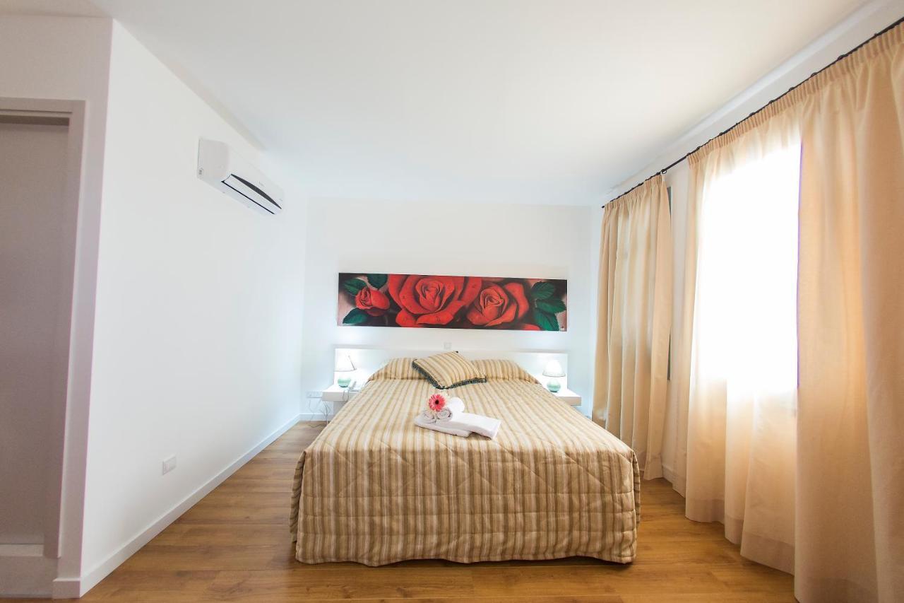 Operetta House Daire Larnaca Dış mekan fotoğraf