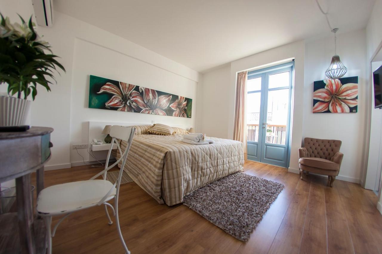Operetta House Daire Larnaca Dış mekan fotoğraf