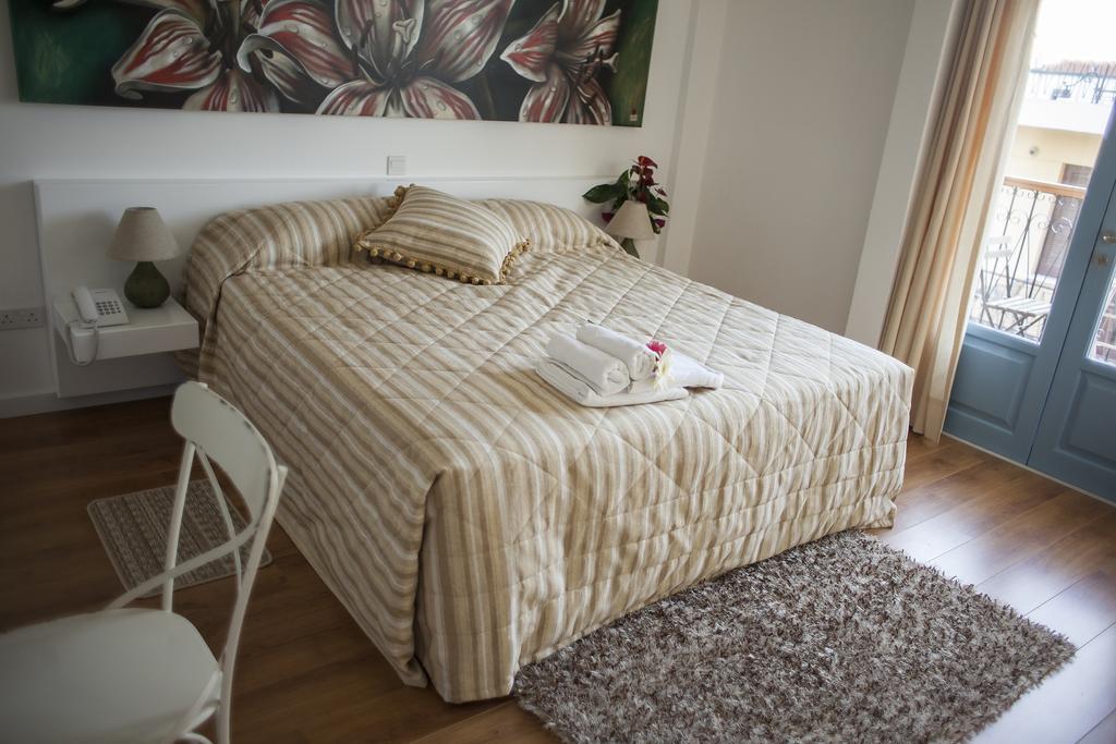 Operetta House Daire Larnaca Dış mekan fotoğraf