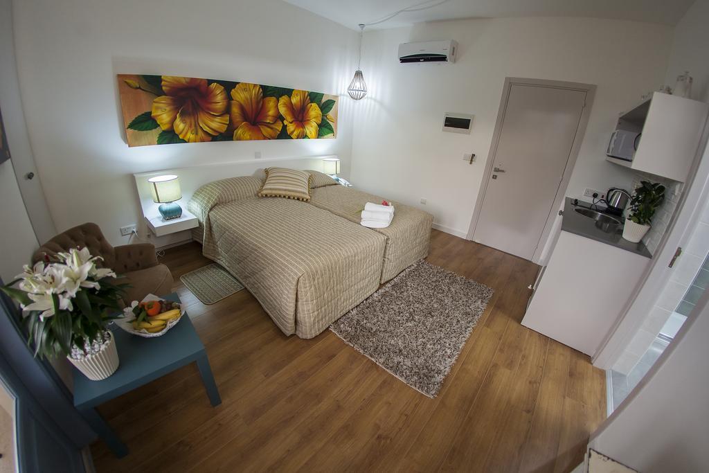 Operetta House Daire Larnaca Dış mekan fotoğraf